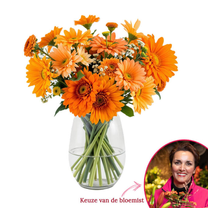 Oranje boeket van de bloemist