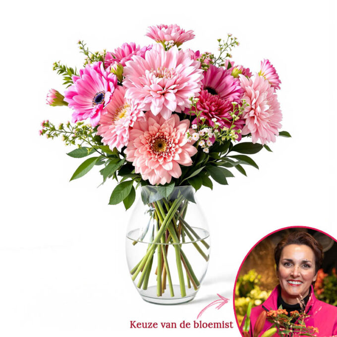 Roze boeket van de bloemist